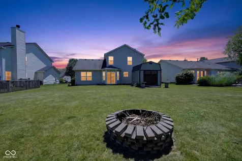 6350 W Chelmsford Drive Mccordsville IN 46055