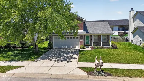 6350 W Chelmsford Drive Mccordsville IN 46055