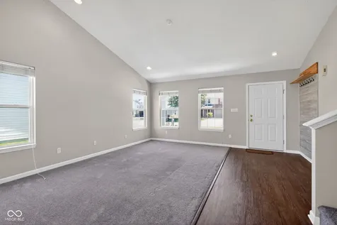 6350 W Chelmsford Drive Mccordsville IN 46055