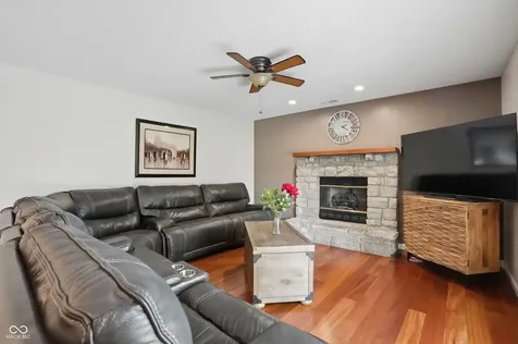 4209 Lakefield Court Indianapolis IN 46254
