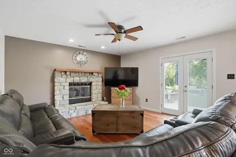 4209 Lakefield Court Indianapolis IN 46254