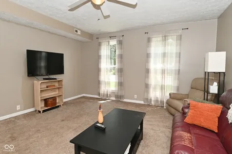 8450 S Belmont Avenue Indianapolis IN 46217