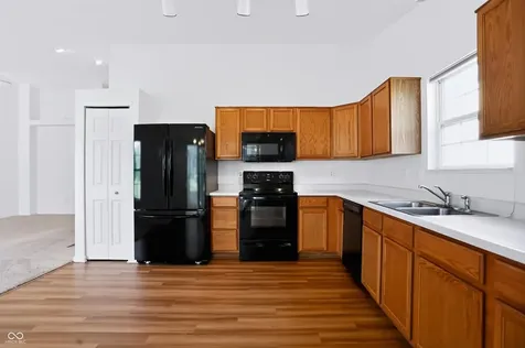 6904 N Laredo Drive Mccordsville IN 46055