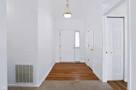 6904 N Laredo Drive Mccordsville IN 46055