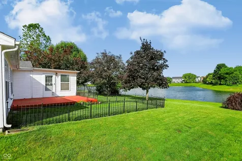 6904 N Laredo Drive Mccordsville IN 46055