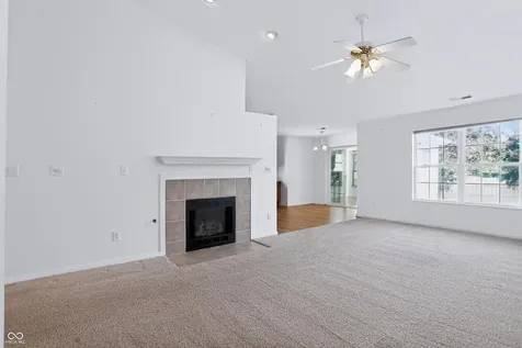 6904 N Laredo Drive Mccordsville IN 46055