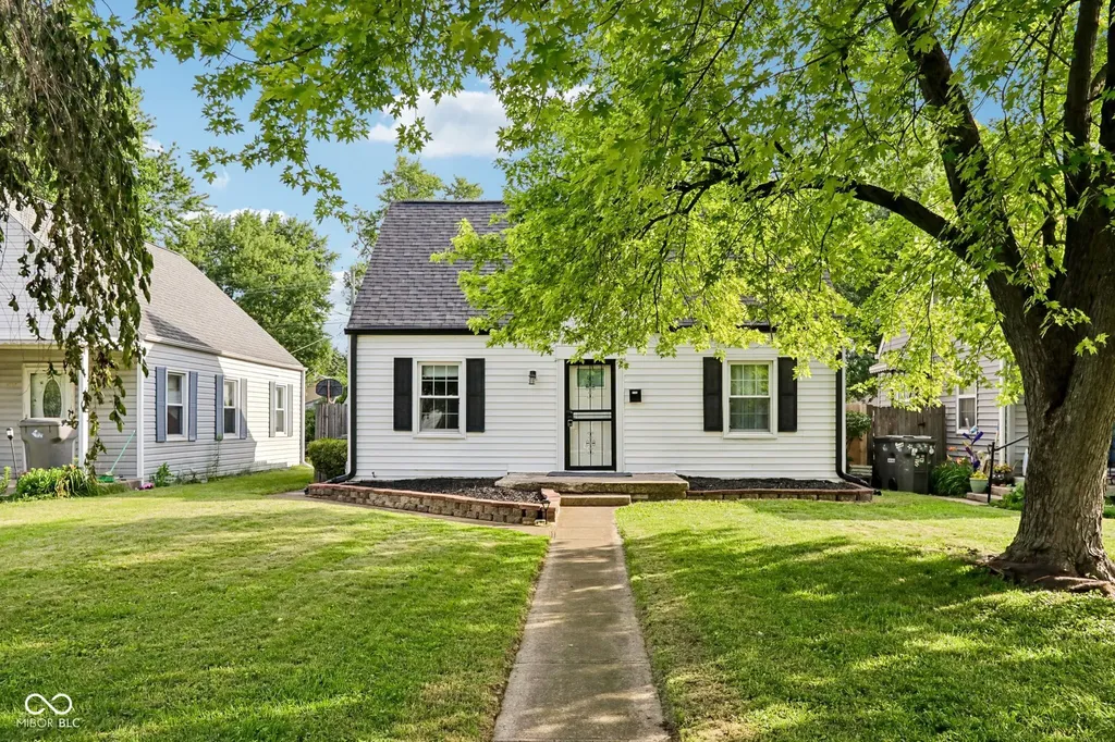 4730 Stratford Indianapolis IN 46201