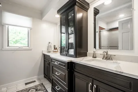 13890 Saben Court Carmel IN 46032