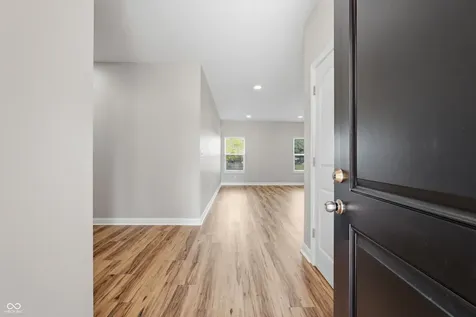 2024 Autumn Faith Way Avon IN 46123