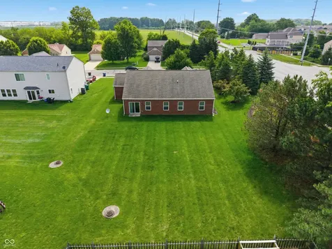 2024 Autumn Faith Way Avon IN 46123