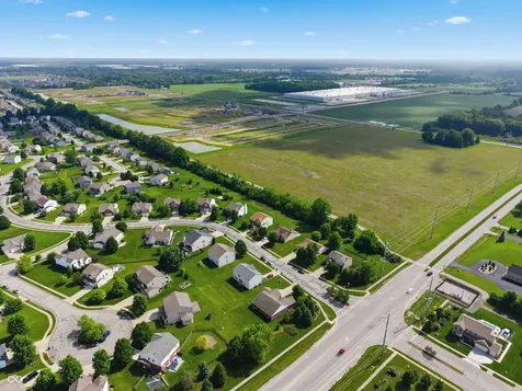 2024 Autumn Faith Way Avon IN 46123