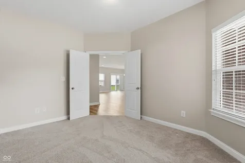 2024 Autumn Faith Way Avon IN 46123