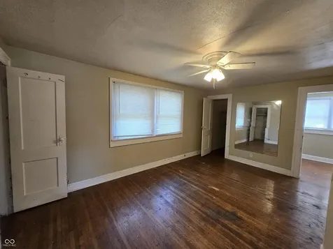 752 E 42nd Indianapolis IN 46205
