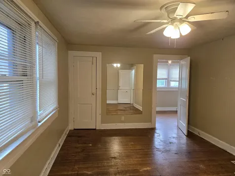 752 E 42nd Indianapolis IN 46205