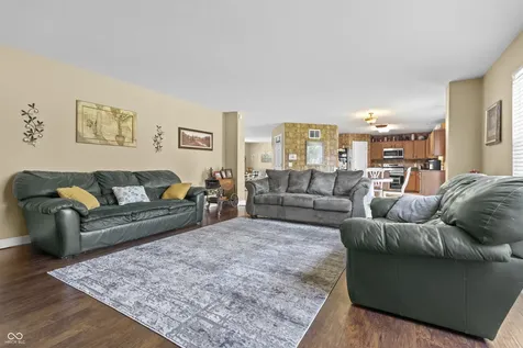 6618 Smithfield Drive Indianapolis IN 46237