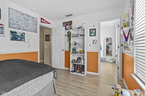 6618 Smithfield Drive Indianapolis IN 46237