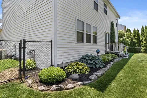 6618 Smithfield Drive Indianapolis IN 46237