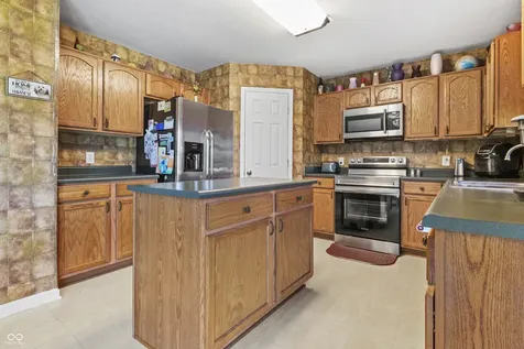 6618 Smithfield Drive Indianapolis IN 46237