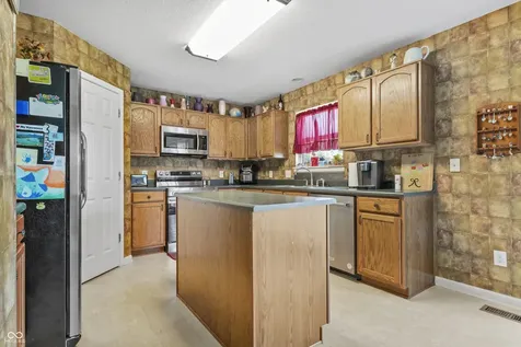 6618 Smithfield Drive Indianapolis IN 46237