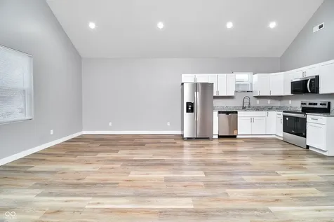 415 N Dequincy Street Indianapolis IN 46201