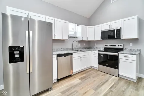 415 N Dequincy Street Indianapolis IN 46201