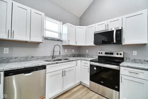 415 N Dequincy Street Indianapolis IN 46201