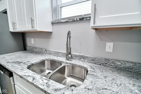 415 N Dequincy Street Indianapolis IN 46201