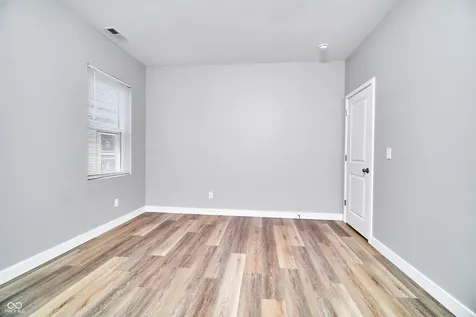 415 N Dequincy Street Indianapolis IN 46201