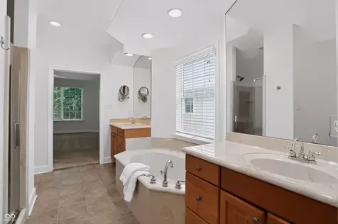 4534 Summersong Road Zionsville IN 46077