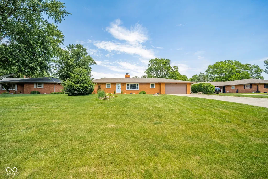 2580 Tod Anderson IN 46013