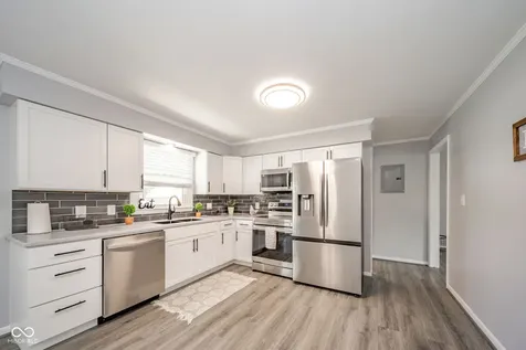 2580 Tod Anderson IN 46013