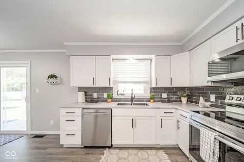 2580 Tod Anderson IN 46013