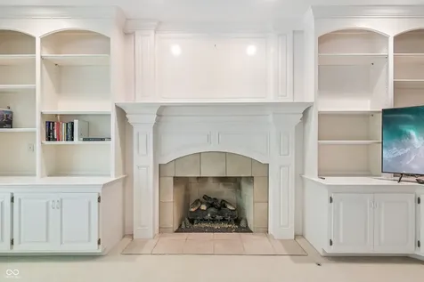 12069 Bayhill Drive Carmel IN 46033
