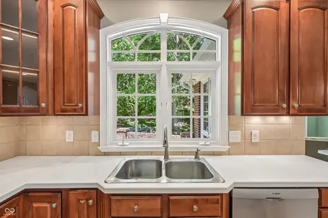 12069 Bayhill Drive Carmel IN 46033