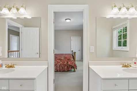 12069 Bayhill Drive Carmel IN 46033