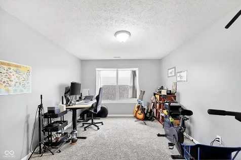 15472 Old Pond Circle Noblesville IN 46060