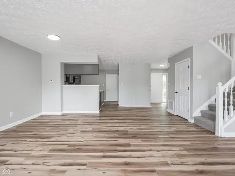 5348 Bay Harbor Drive Indianapolis IN 46254