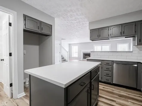 5348 Bay Harbor Drive Indianapolis IN 46254