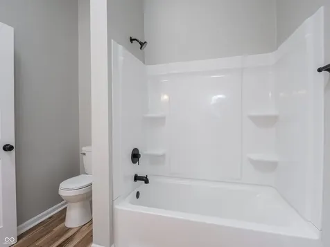 5348 Bay Harbor Drive Indianapolis IN 46254