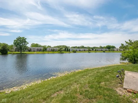 5348 Bay Harbor Drive Indianapolis IN 46254