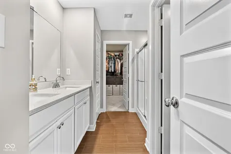 16411 Sedalia Drive Fishers IN 46040
