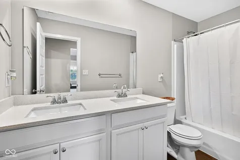 16411 Sedalia Drive Fishers IN 46040