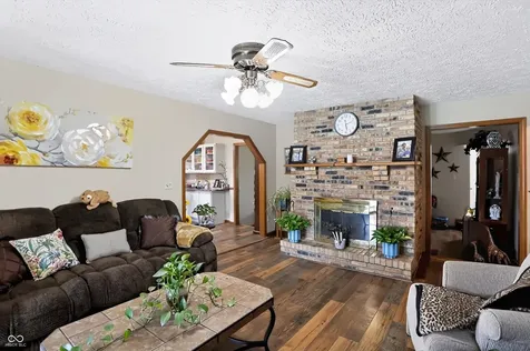 8044 S County Road 0 Clayton IN 46118