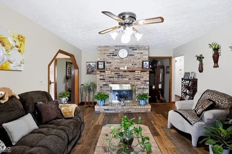 8044 S County Road 0 Clayton IN 46118