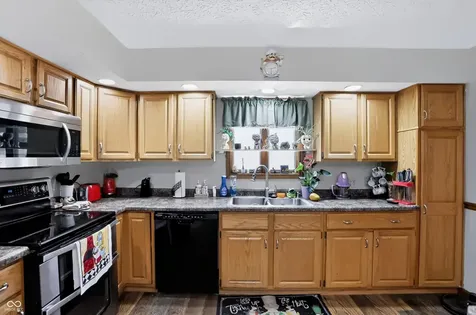 8044 S County Road 0 Clayton IN 46118