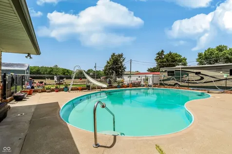 8044 S County Road 0 Clayton IN 46118