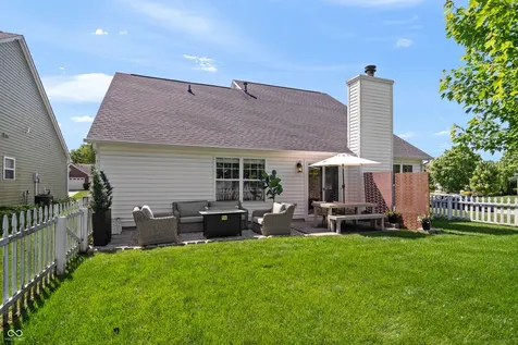 10293 Cheswick Lane Fishers IN 46037