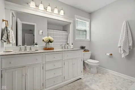 10293 Cheswick Lane Fishers IN 46037