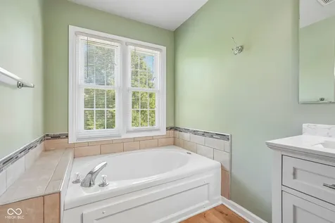 3800 Richmond Court Carmel IN 46032