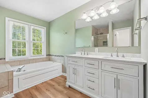 3800 Richmond Court Carmel IN 46032